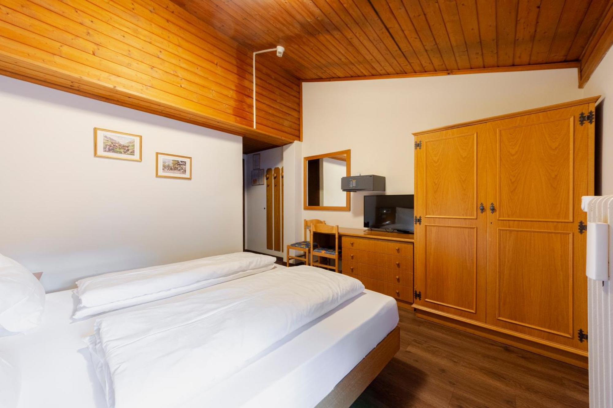 Hotel Stella Moena Exterior photo
