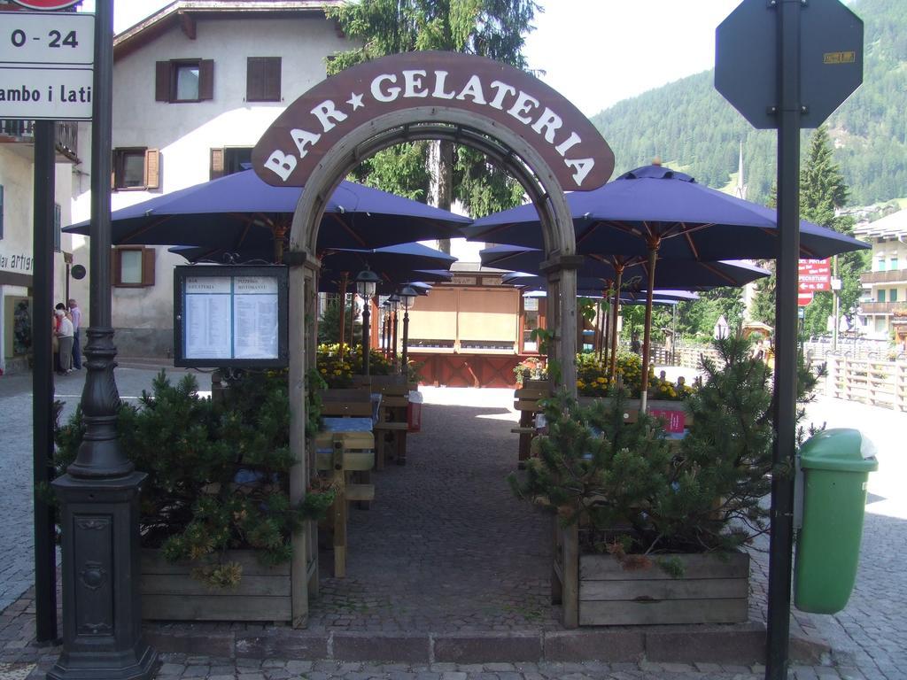 Hotel Stella Moena Exterior photo